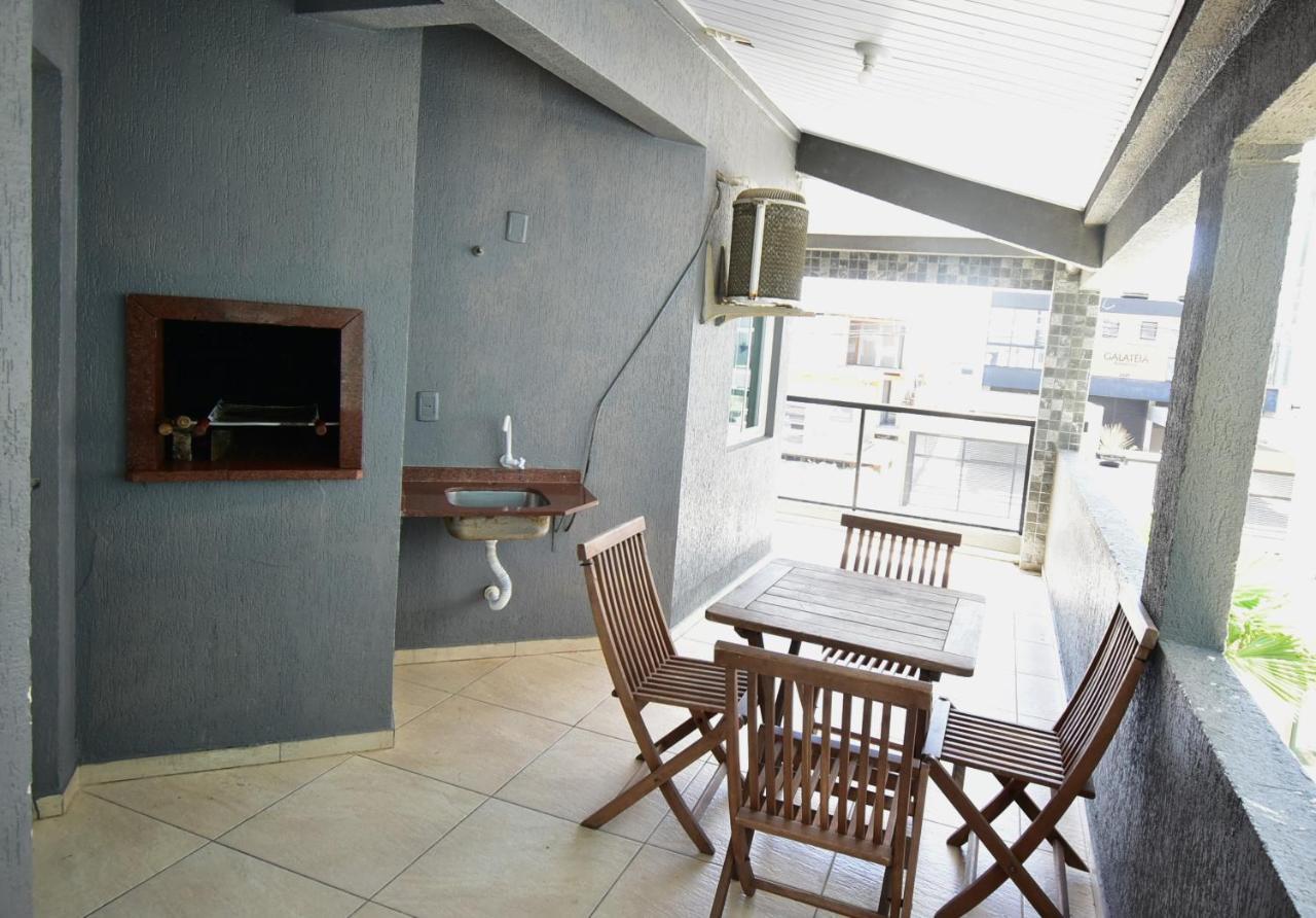 Residencial Melfi 3 Ap.2 Frente Lejlighed Bombinhas Eksteriør billede